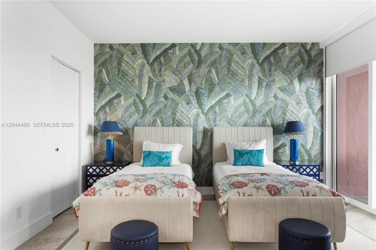 300 S Pointe Dr , Unit 3604, Miami Beach, FL 33139 Photo