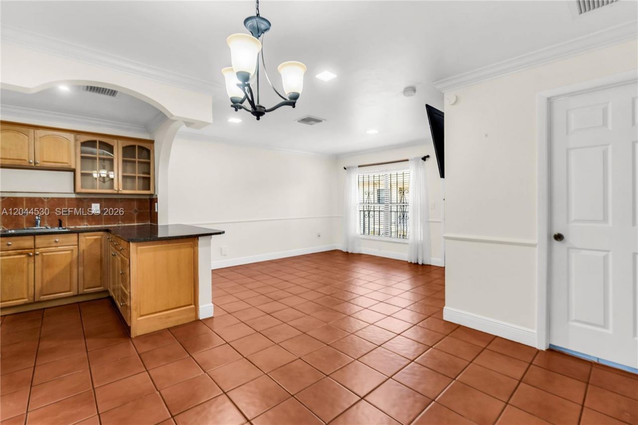 15350 SW 72nd St , Unit 24-24, Miami, FL 33193 Photo