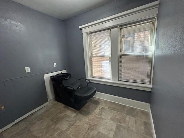 3421 W State STREET #2-4, Milwaukee, WI 53208