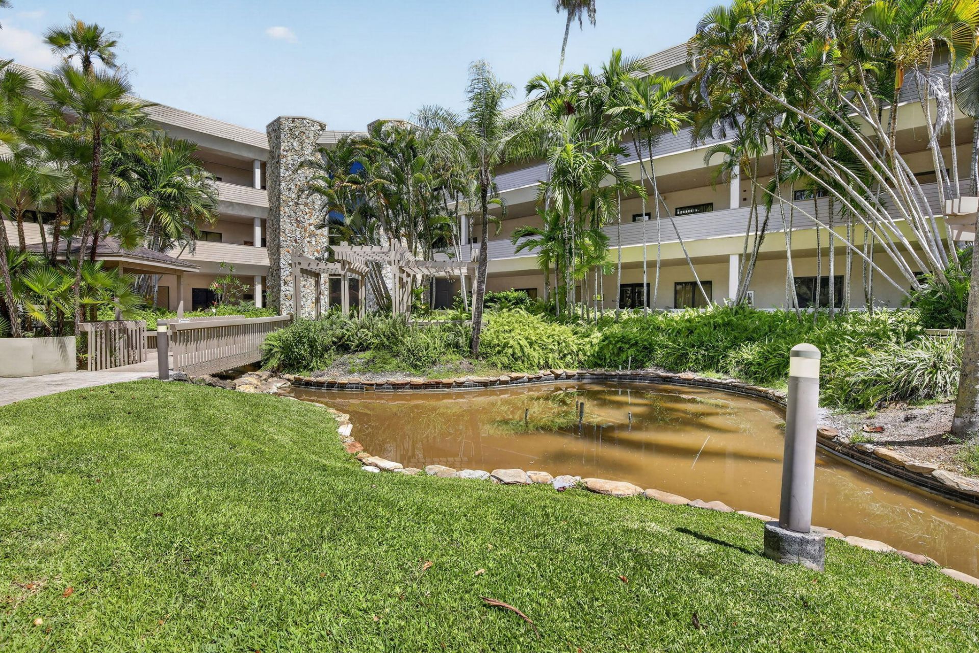 2699 Stirling Road, Unit C202, Hollywood, FL 33312 Photo