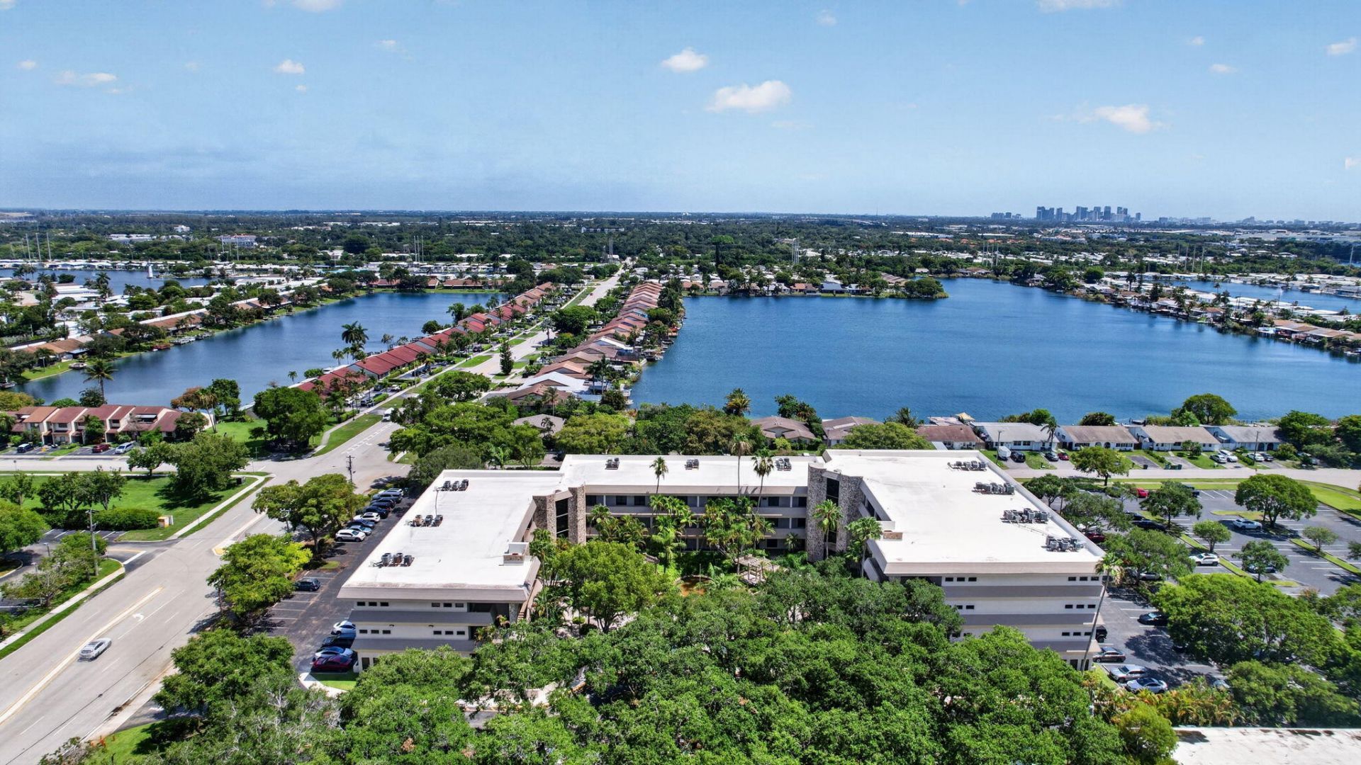 2699 Stirling Road, Unit C202, Hollywood, FL 33312 Photo