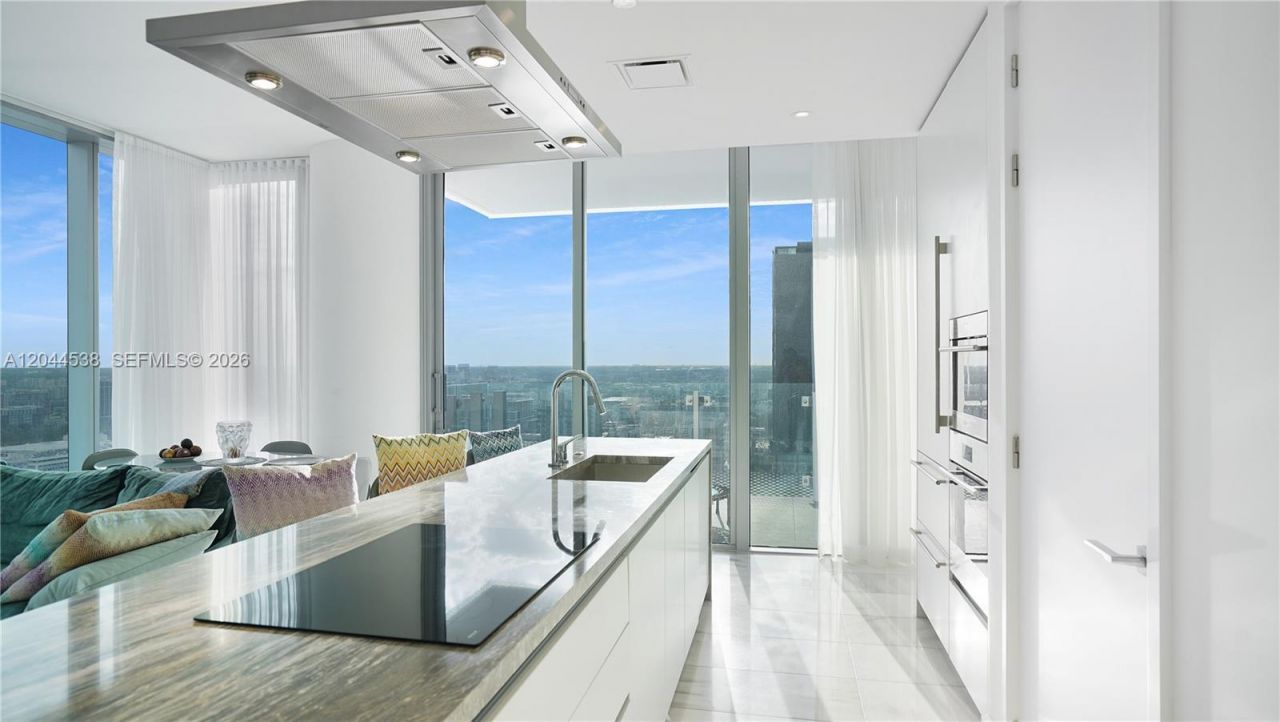 700 NE 26th Ter , Unit 3005, Miami, FL 33137 Photo