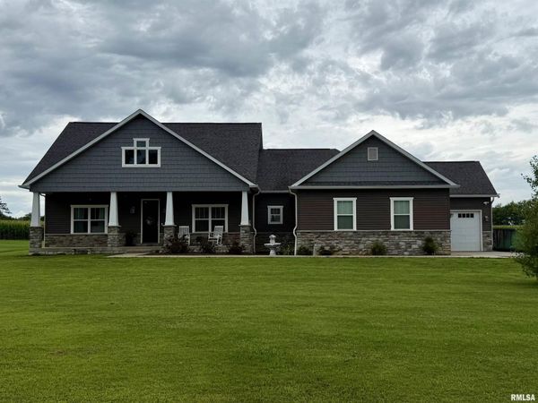 120 Quails Run Lane, Harrisburg, IL 62946
