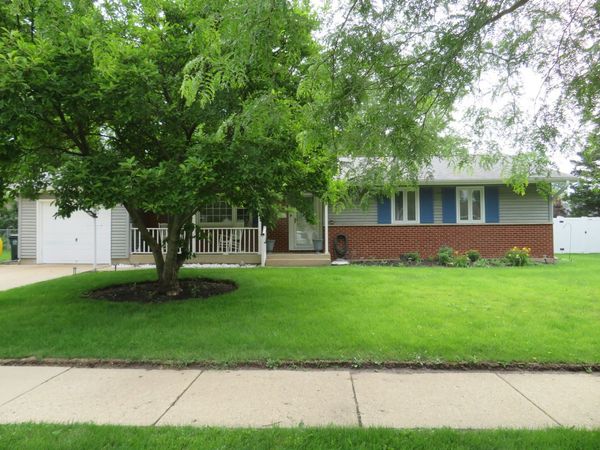 237 N Babcock Drive , Palatine, IL 60074