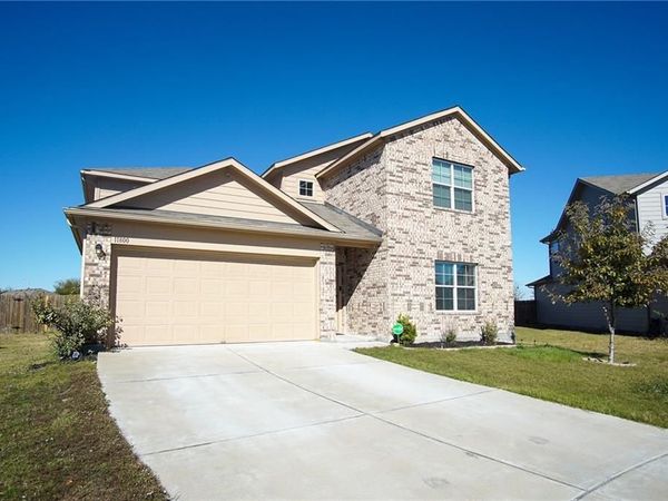 11800 Jamie DR, Manor, TX 78653
