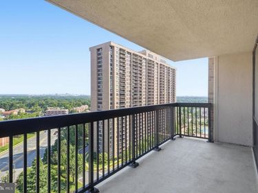 3709 S GEORGE MASON DRIVE, Unit 1305 E, FALLS CHURCH, VA 22041