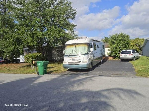 3208 Knolls Road, Miramar, FL 33025