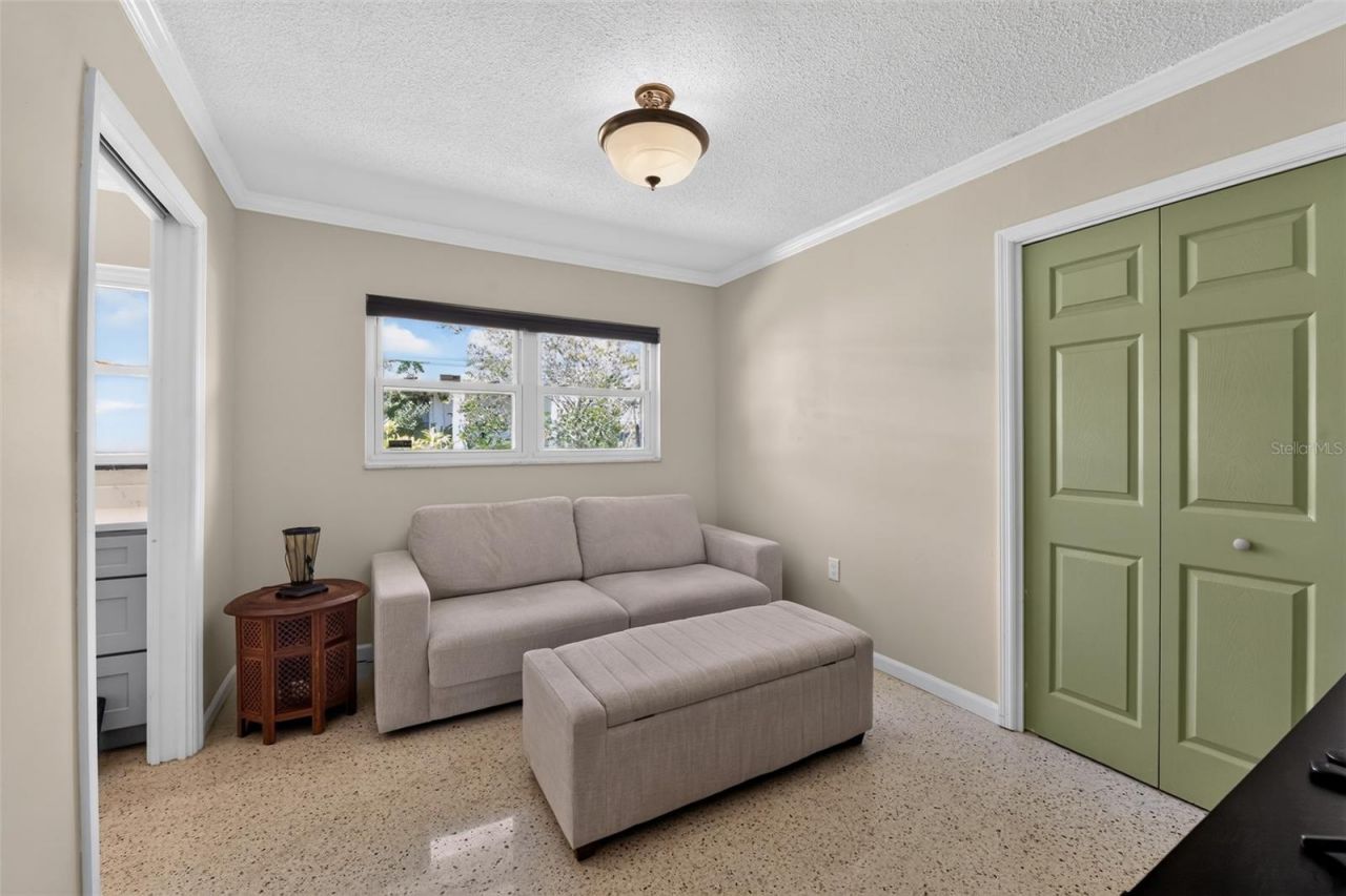 100 59th Avenue S, Saint Petersburg, FL 33705 Photo