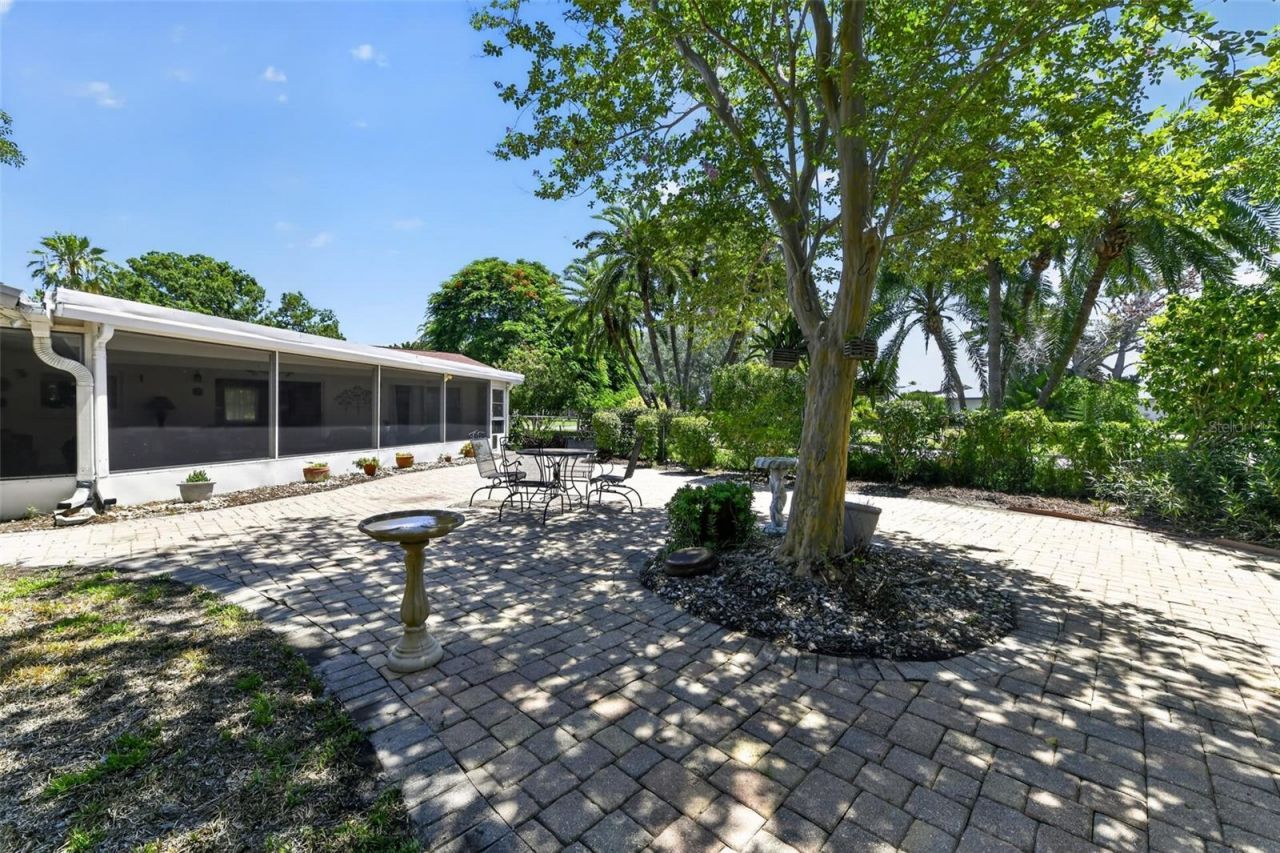 100 59th Avenue S, Saint Petersburg, FL 33705 Photo