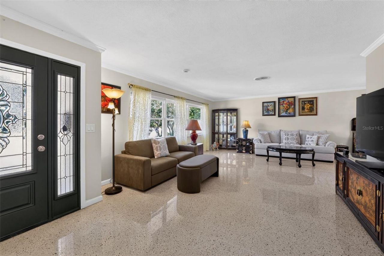 100 59th Avenue S, Saint Petersburg, FL 33705 Photo
