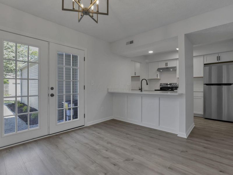 4940 Kristie Falls , Unit C, Columbus, OH 43221 Photo 6