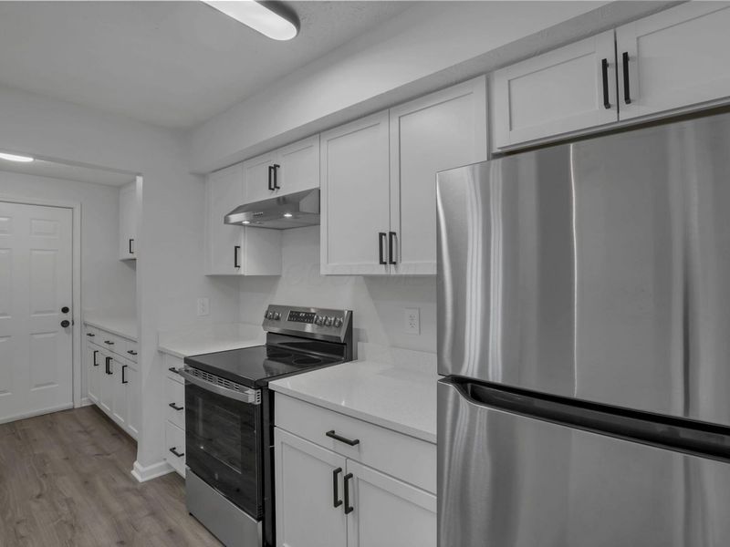 4940 Kristie Falls , Unit C, Columbus, OH 43221 Photo 7