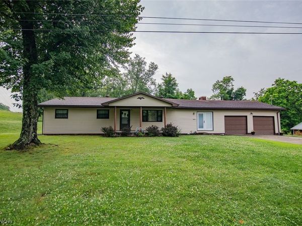 4802 Hazel Street, Parkersburg, WV 26104