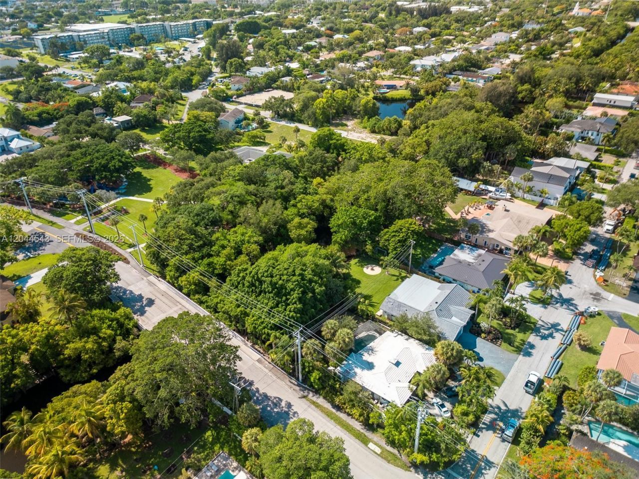 698 NW 7th Ave , Boca Raton, FL 33486 Photo
