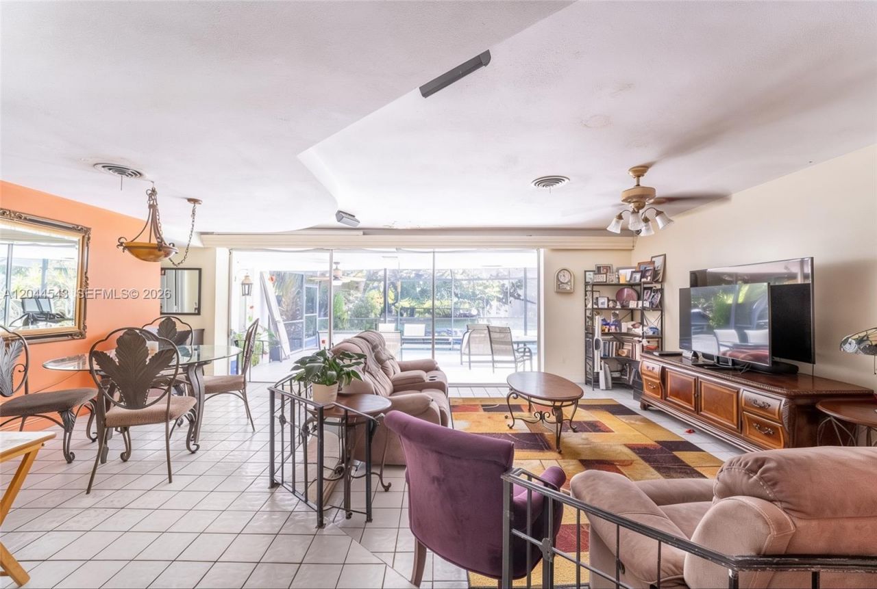 698 NW 7th Ave , Boca Raton, FL 33486 Photo