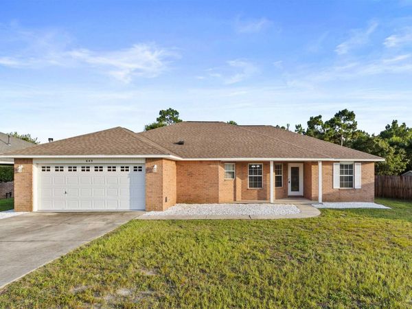 643 Downhaul Dr, Pensacola, FL 32507