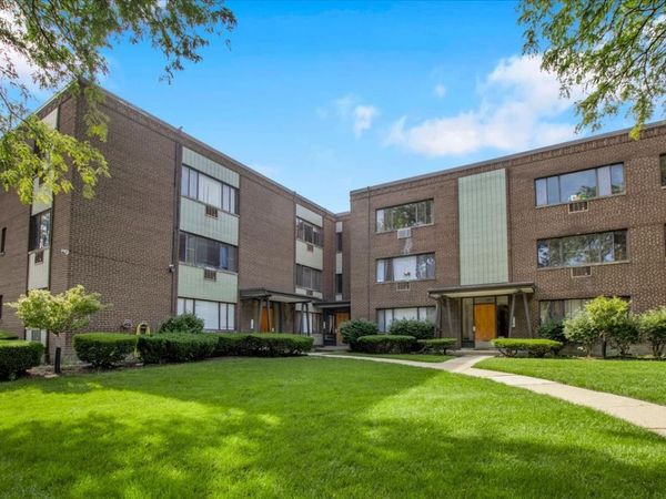 3441 W Bryn Mawr Avenue , Unit 1E, Chicago, IL 60659