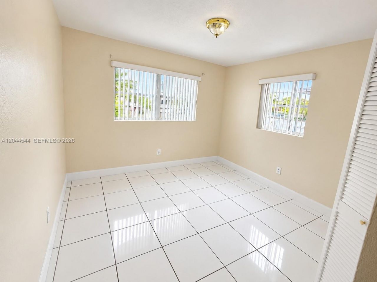 974 SE 1st St, Unit 974, Hialeah, FL 33010 Photo