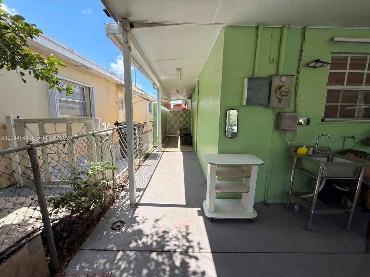 974 SE 1st St, Unit 974, Hialeah, FL 33010 Photo