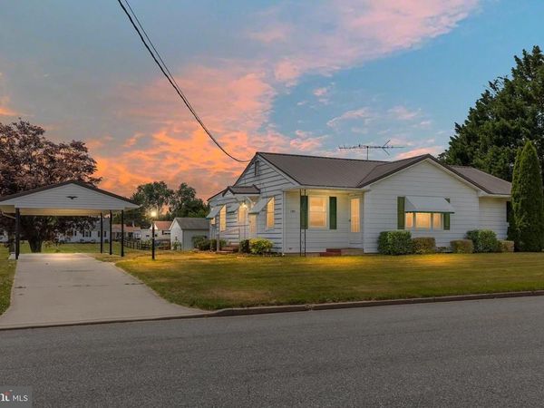 107 N REED STREET, CLAYTON, DE 19938