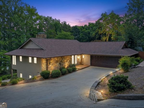 1052 Lakemont Drive, Gainesville, GA 30501