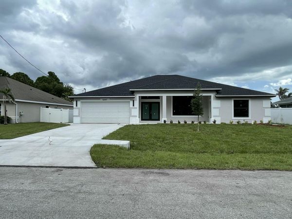 6447 NW Fontana Street, Port St. Lucie, FL 34986