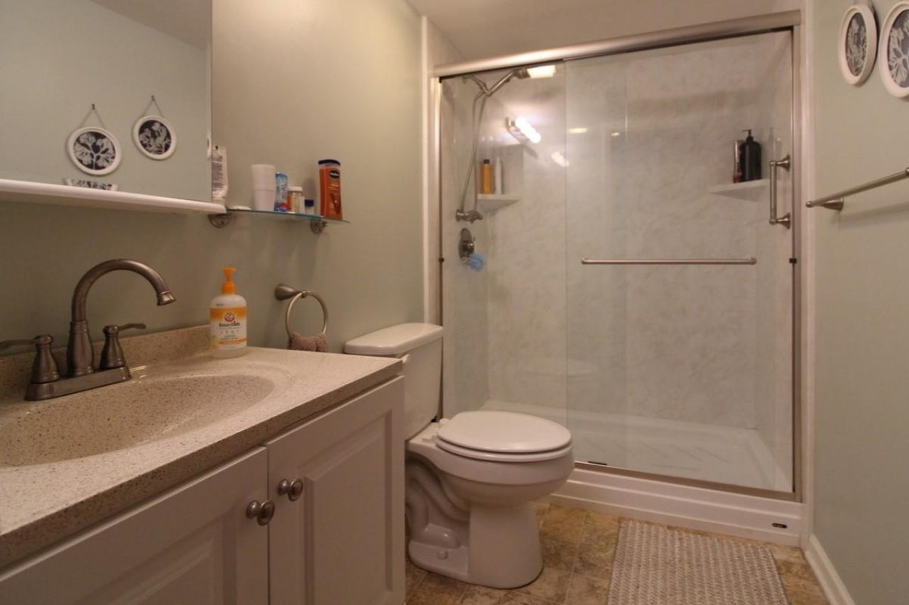 922 Fairwood Lakes Ln. Photo 12