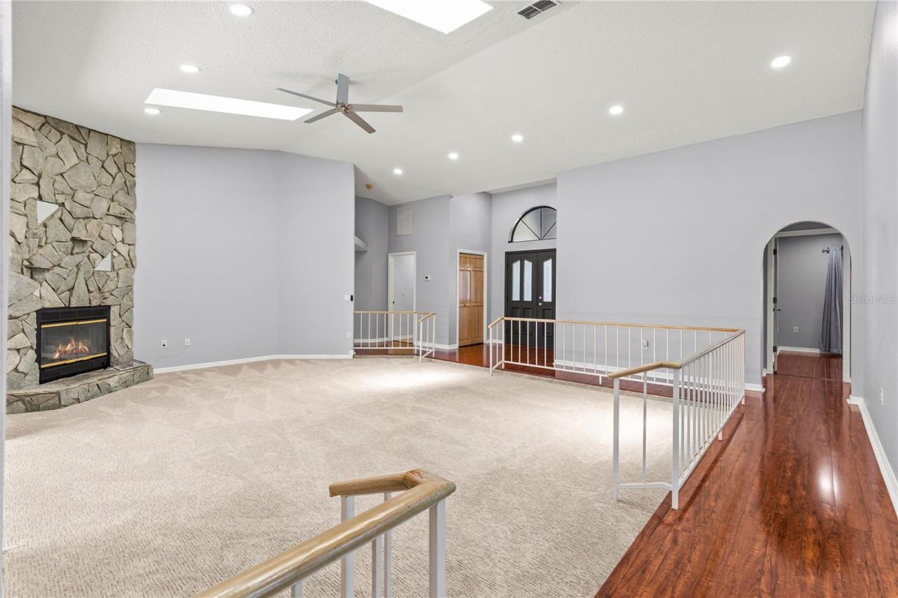 9447 Ashley Drive , Weeki Wachee, FL 34613 Photo