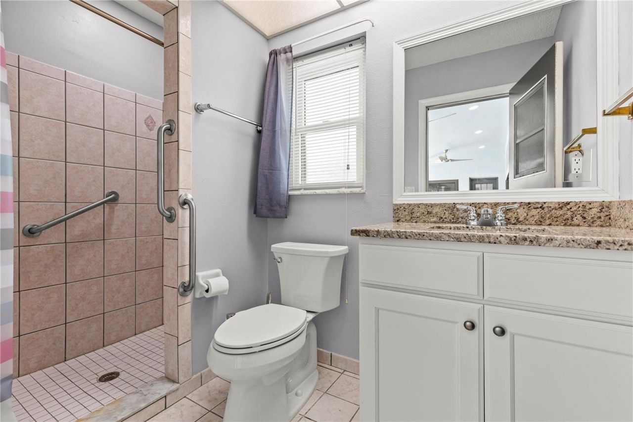 9447 Ashley Drive , Weeki Wachee, FL 34613 Photo