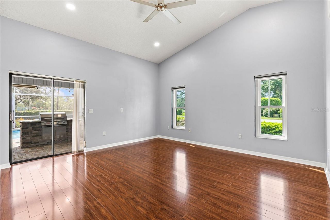 9447 Ashley Drive , Weeki Wachee, FL 34613 Photo