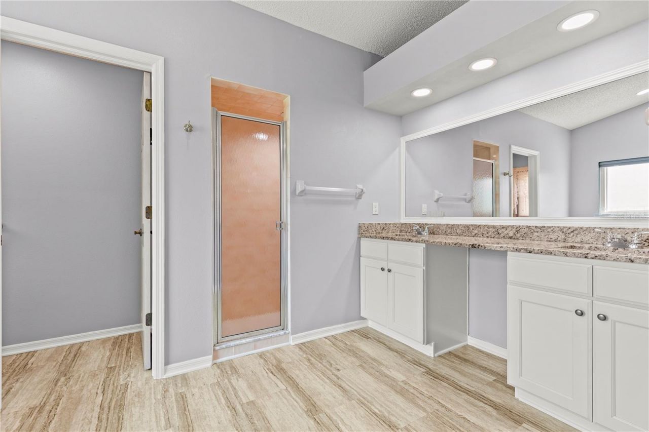 9447 Ashley Drive , Weeki Wachee, FL 34613 Photo