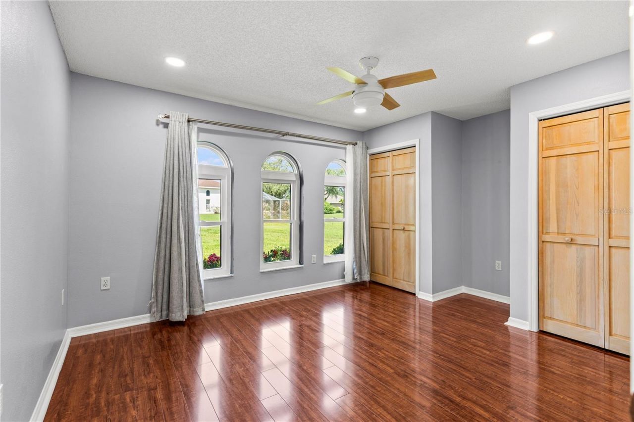 9447 Ashley Drive , Weeki Wachee, FL 34613 Photo