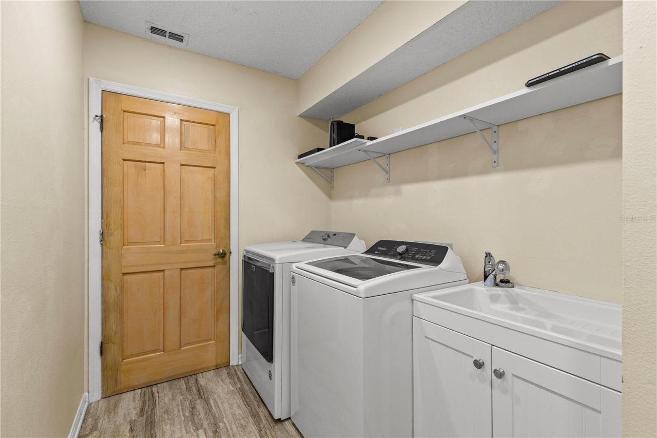 9447 Ashley Drive , Weeki Wachee, FL 34613 Photo