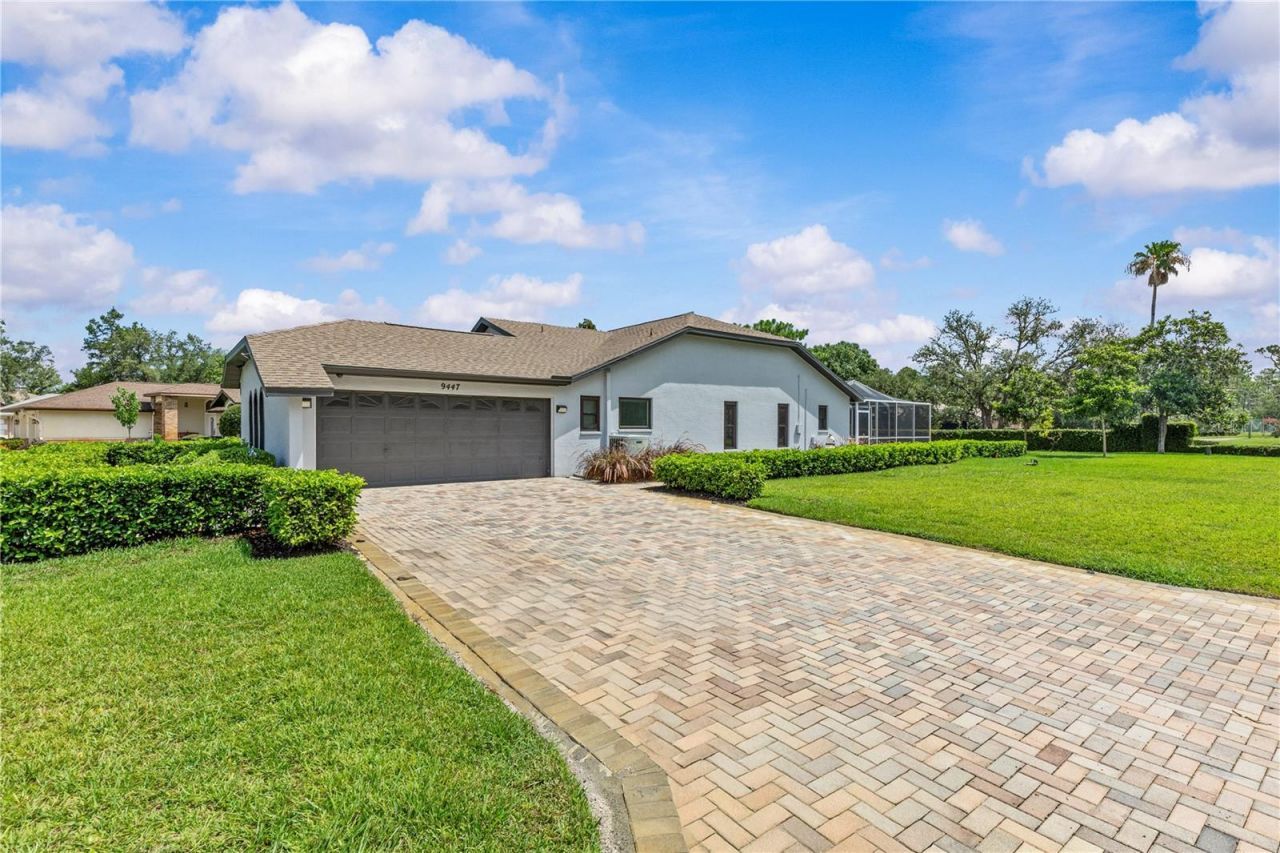 9447 Ashley Drive , Weeki Wachee, FL 34613 Photo