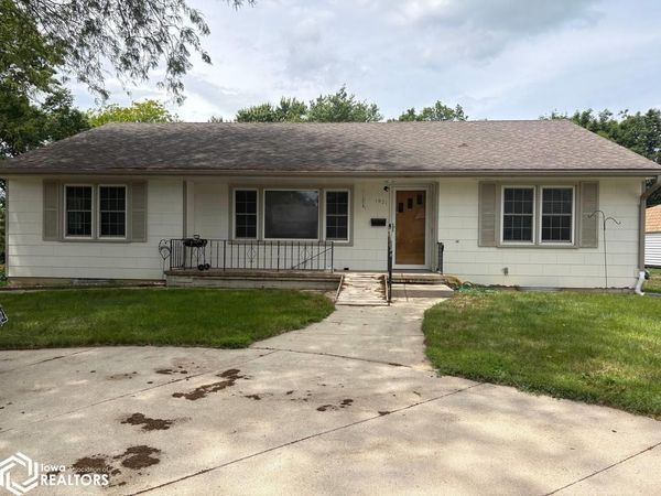 1821 Quint Avenue, Carroll, IA 51401