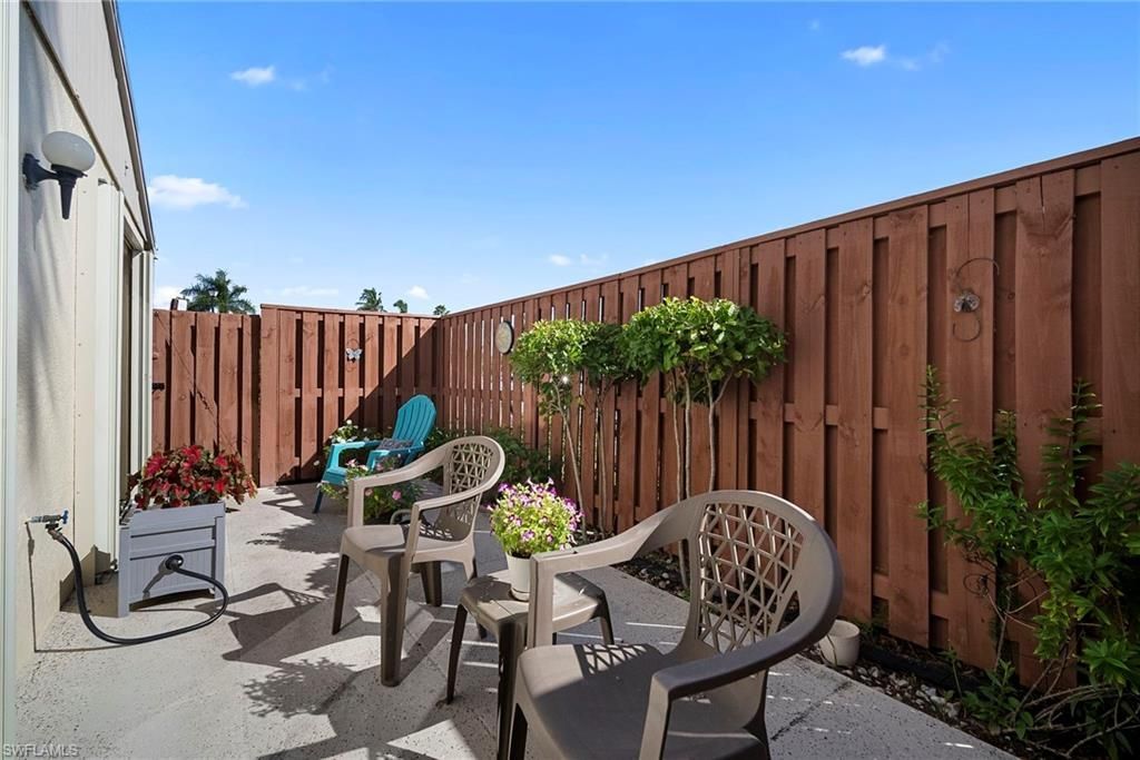 5272 Cedarbend Dr , Unit 1, Fort Myers, FL 33919 Photo
