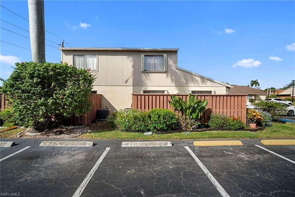 5272 Cedarbend Dr , Unit 1, Fort Myers, FL 33919 Photo