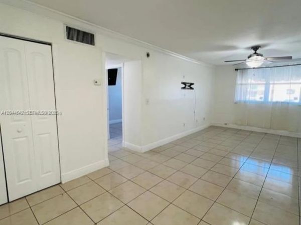 606 W 81st St , Unit 224, Hialeah, FL 33014