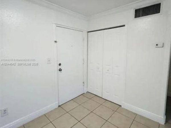 606 W 81st St , Unit 224, Hialeah, FL 33014