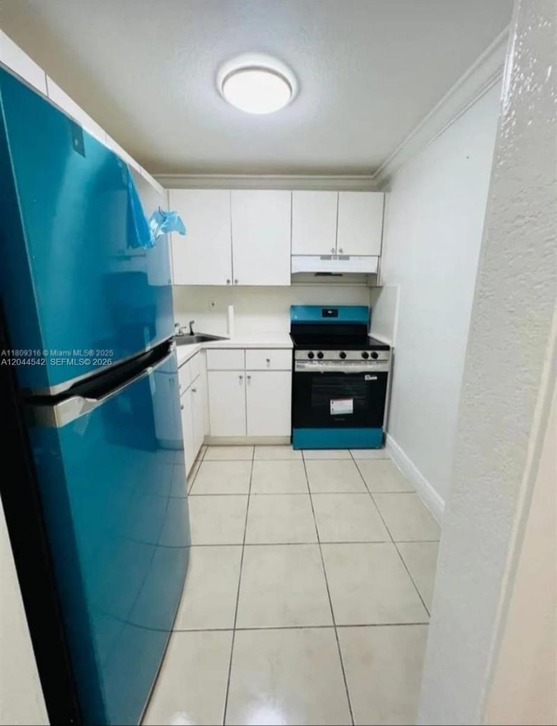 606 W 81st St , Unit 224, Hialeah, FL 33014 Photo