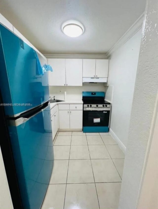 606 W 81st St , Unit 224, Hialeah, FL 33014 Photo