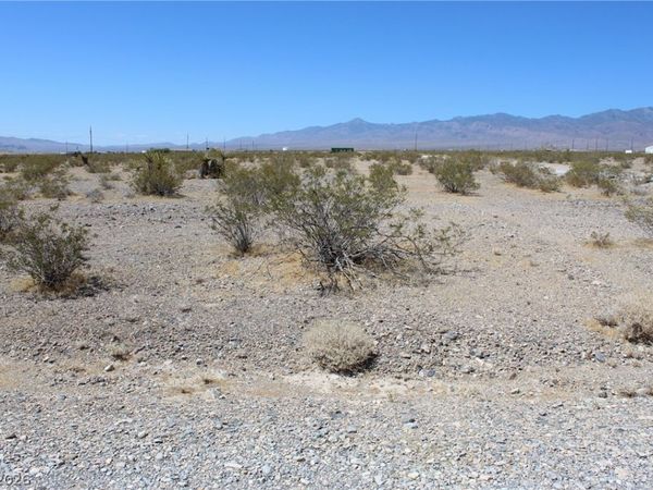 2470 E Lynn Way , Pahrump, NV 89060