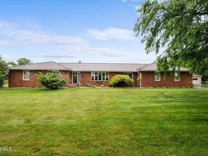 5302 Alexander Road Pemberville, OH 43450