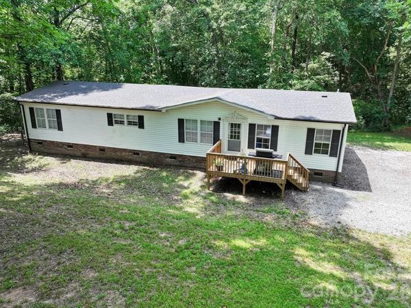 4265 Dry Pond Lane , Conover, NC 28613