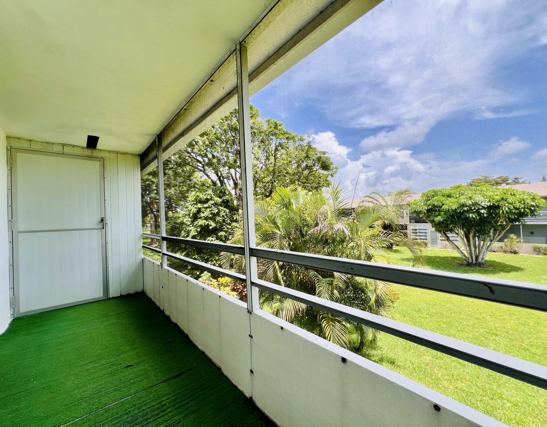 339 Windsor O, West Palm Beach, FL 33417 Photo