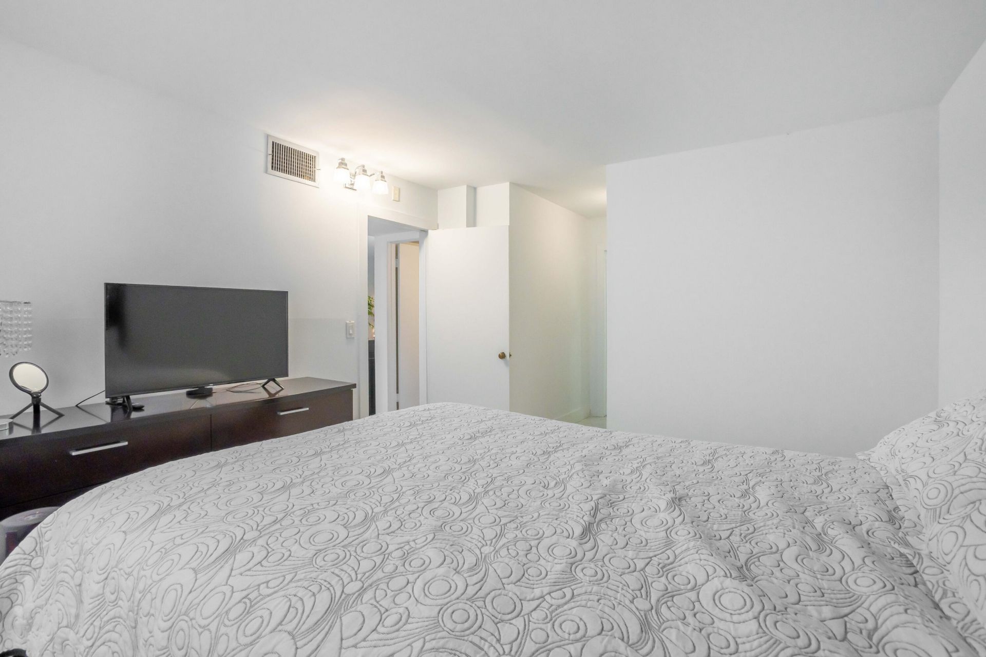 700 SE 6th Avenue, Unit 107, Deerfield Beach, FL 33441 Photo