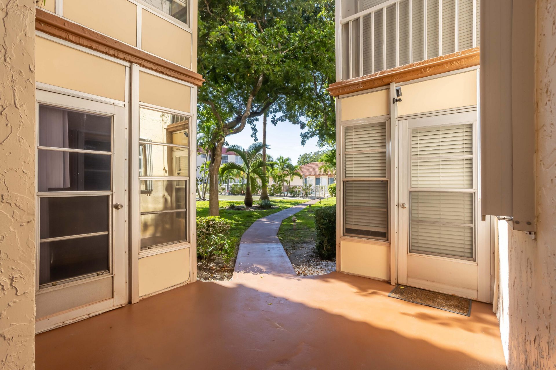 700 SE 6th Avenue, Unit 107, Deerfield Beach, FL 33441 Photo