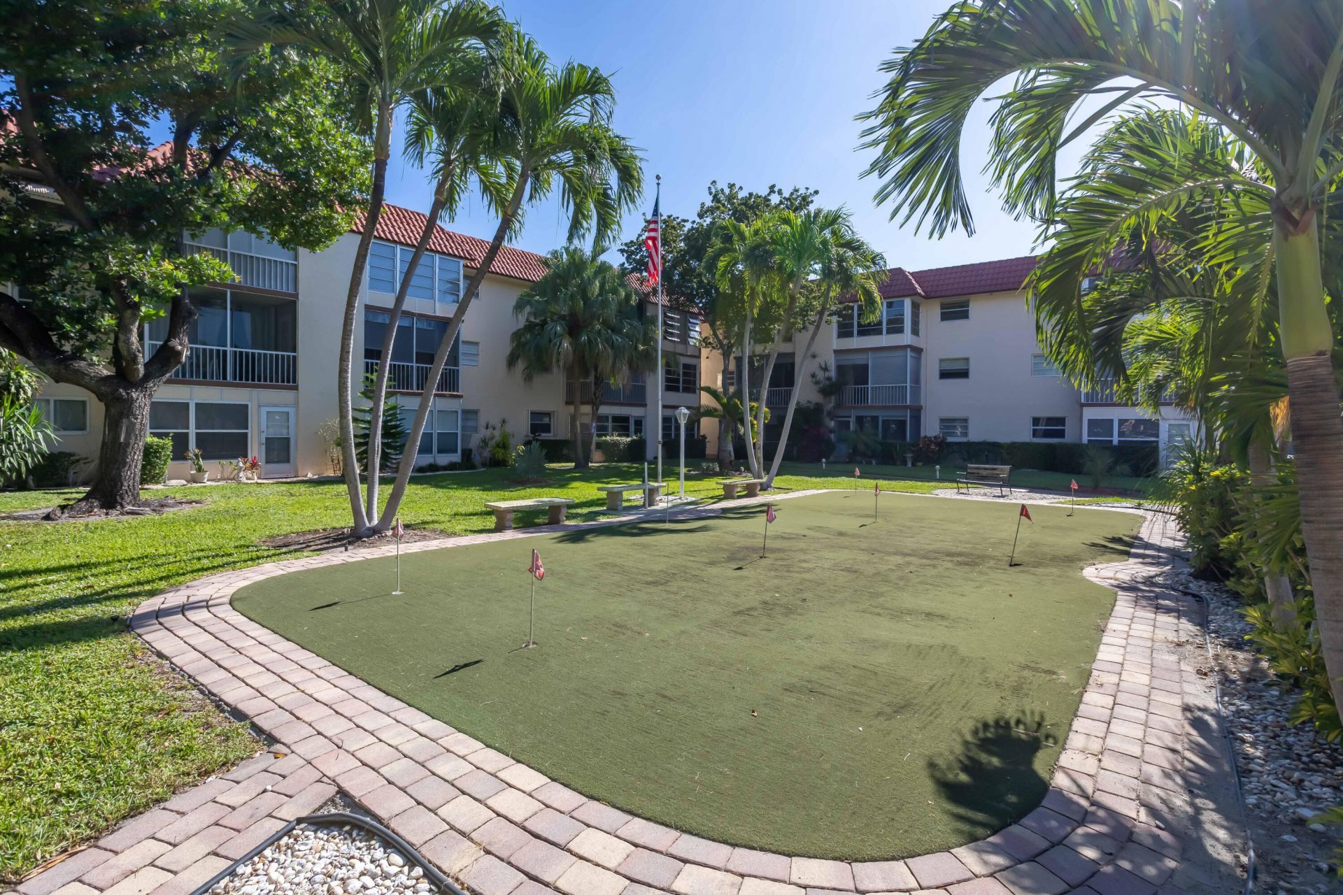 700 SE 6th Avenue, Unit 107, Deerfield Beach, FL 33441 Photo