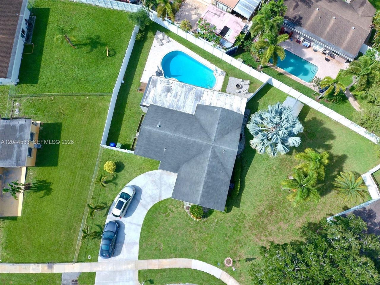 9820 NW 7th St, Pembroke Pines, FL 33024 Photo