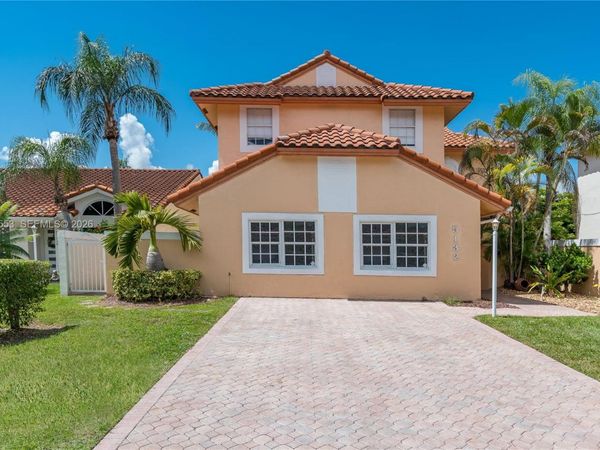 5132 NW 106th Ave , Doral, FL 33178
